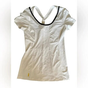 5/20$ Lolë T-Shirt top off the shoulder sleeve  with braided back